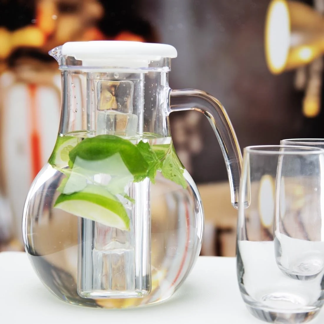 Olympia Kristallon Jug With Cooling Tube Polycarbonate Plain 1600ml - Image 5