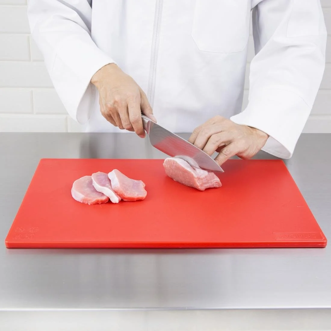 Hygiplas Low Density Antibacterial Chopping Board Red 450x300x10mm - Image 5