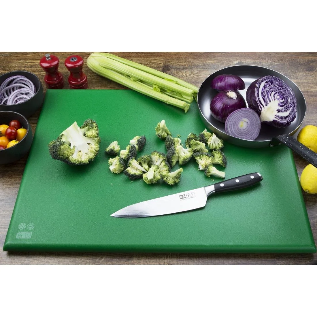 Hygiplas Extra Thick Low Density Green Chopping Board - Image 6