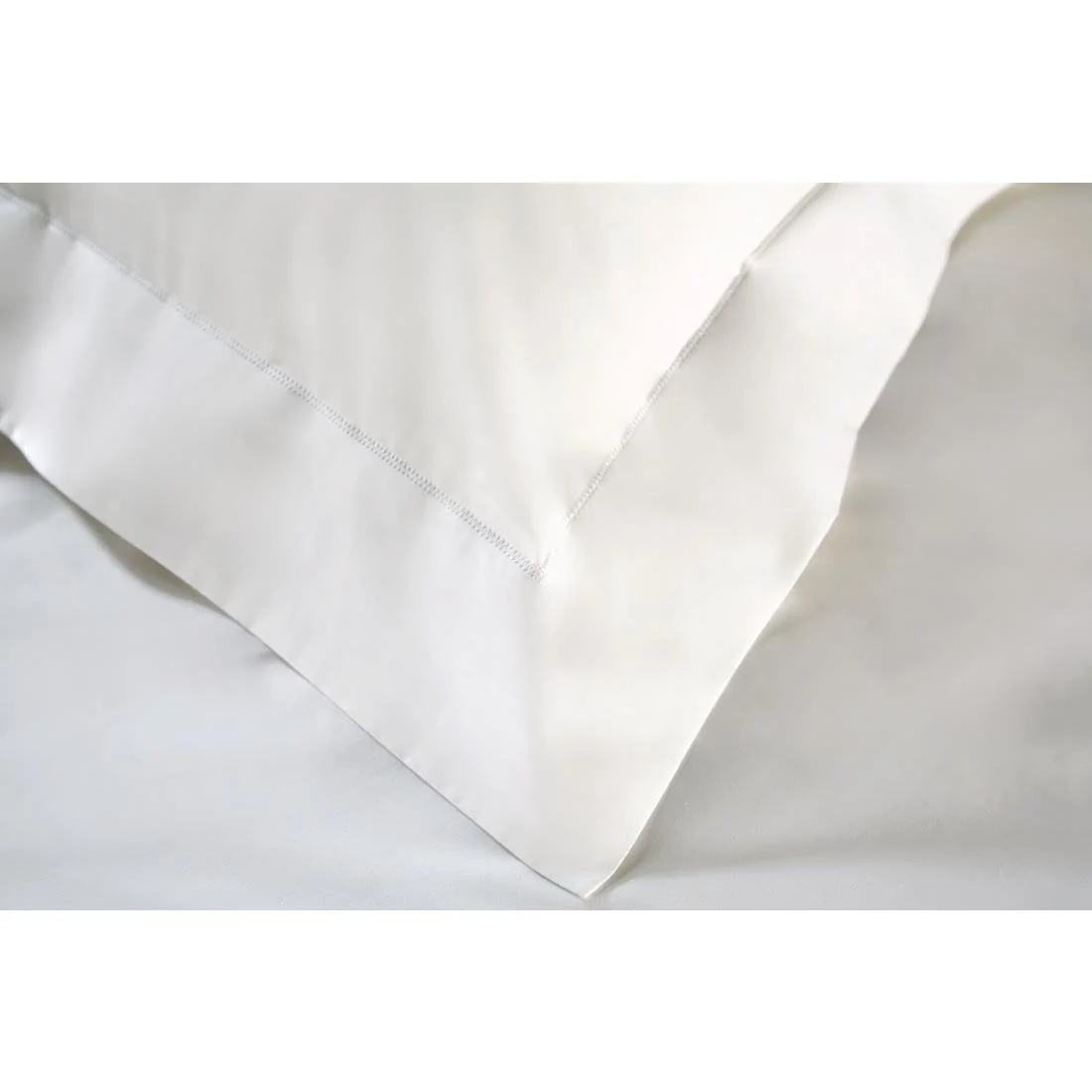 Mitre Eco Pillowcase White - Image 4