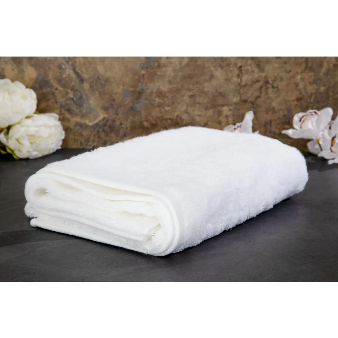 EcoKnit Bath Towel White, 600gsm - Image 2
