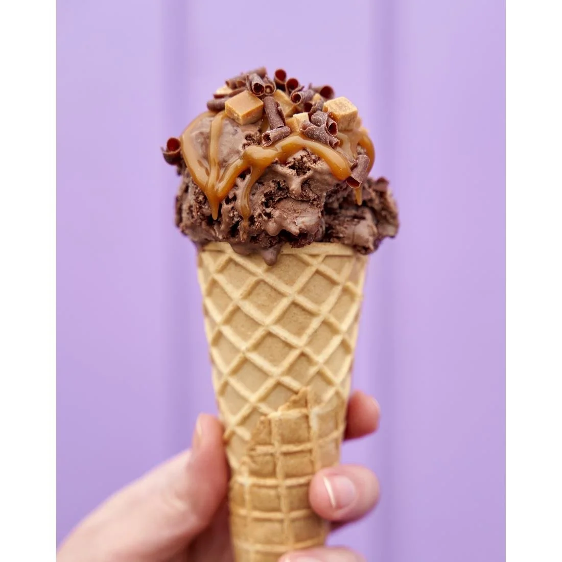 Simply Caramel Topping Sauce 1kg - Image 2