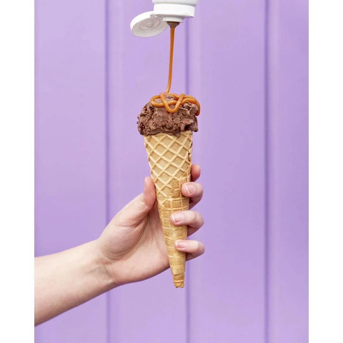 Simply Salted Caramel Topping Sauce 1kg - Image 7