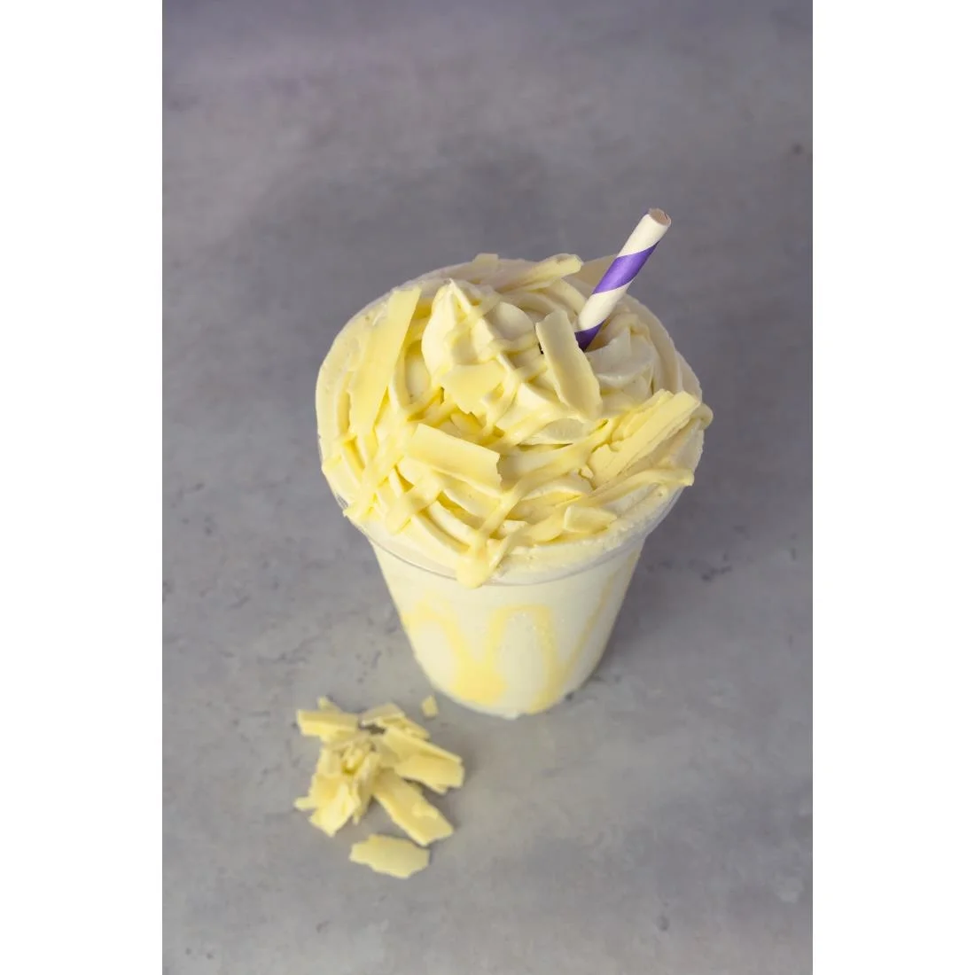 Simply White Chocolate Topping Sauce with Hazelnut Flavouring 1kg - Image 2