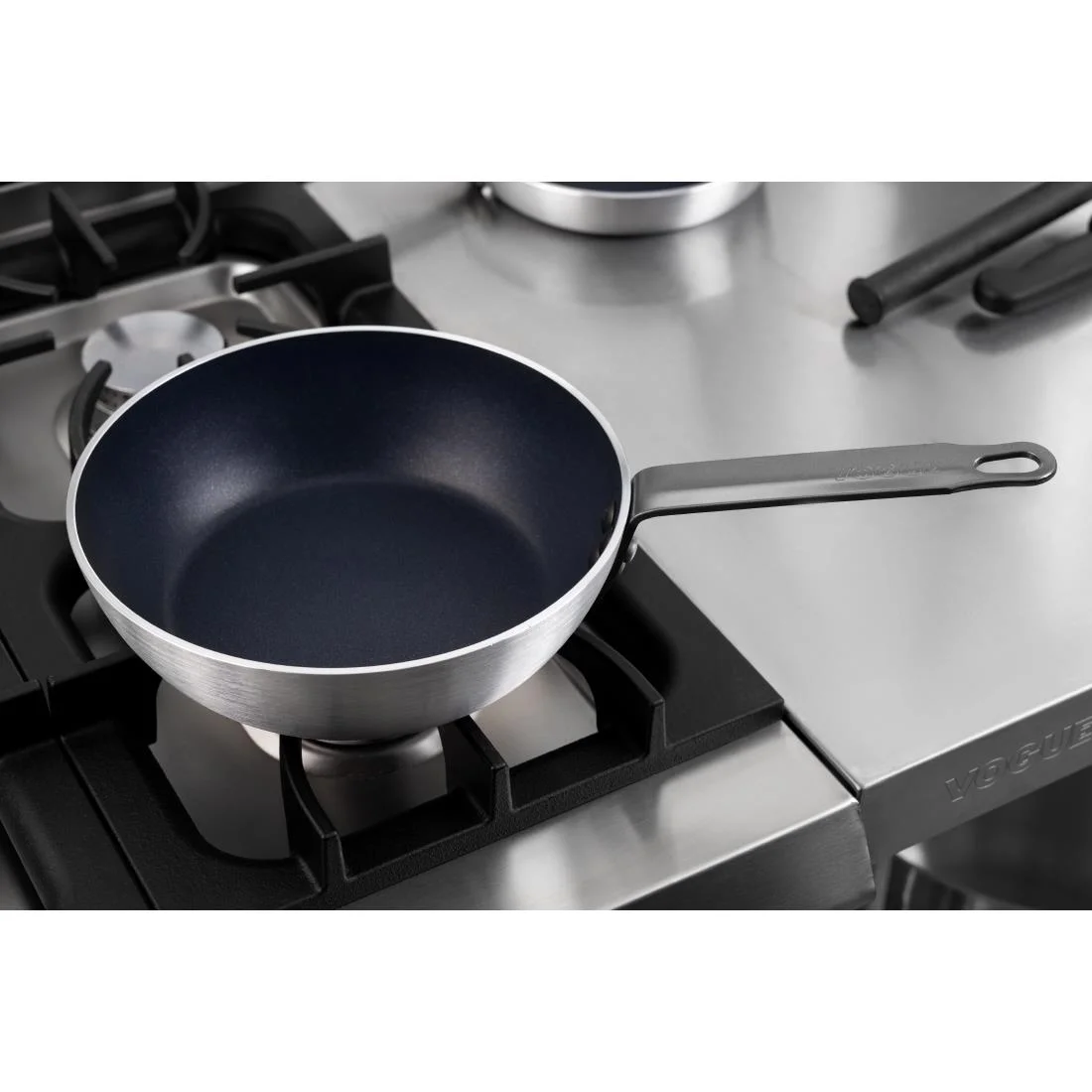 Vogue Aluminium Non-stick Teflon Platinum Plus Sauté Pan 24cm - Image 7