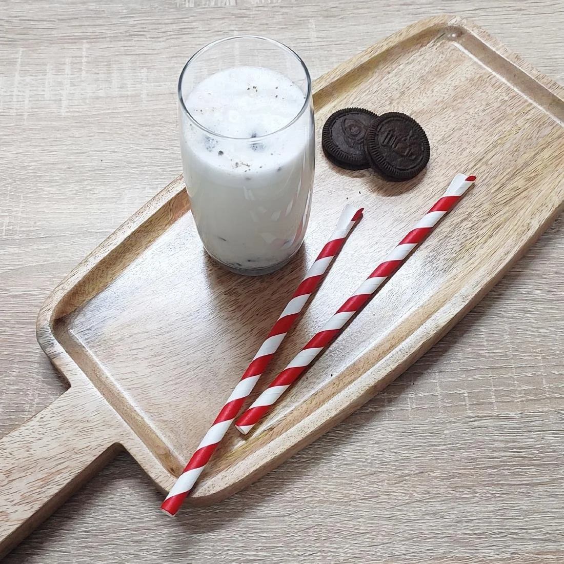 Fiesta Compostable Paper Spoon Straw Red & White Stripe 210x8mm (250 Pack) - Image 4