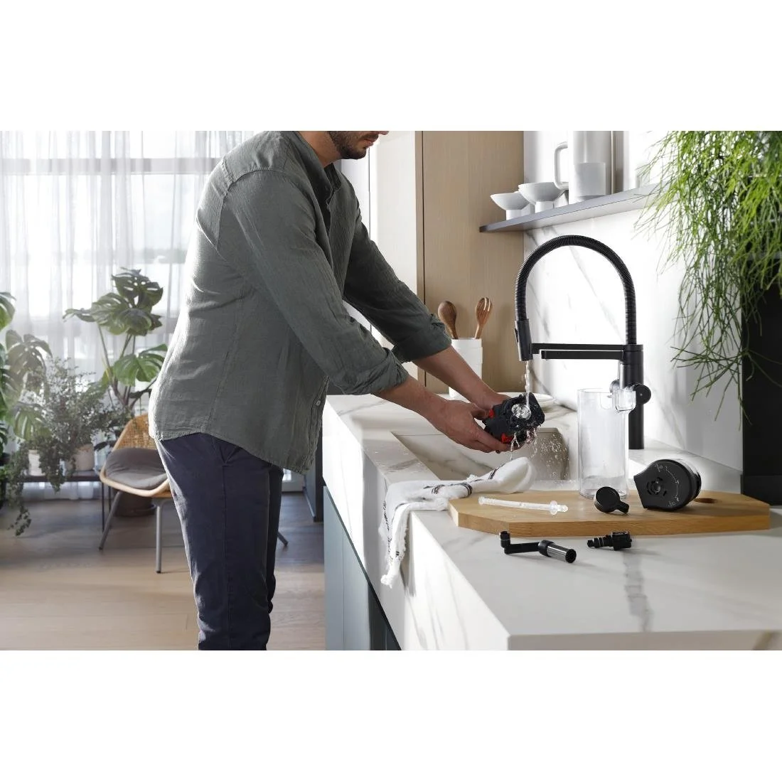 De'Longhi Magnifica Plus Bean to Cup Coffee Machine, ECAM320.60.B - Black - Image 9