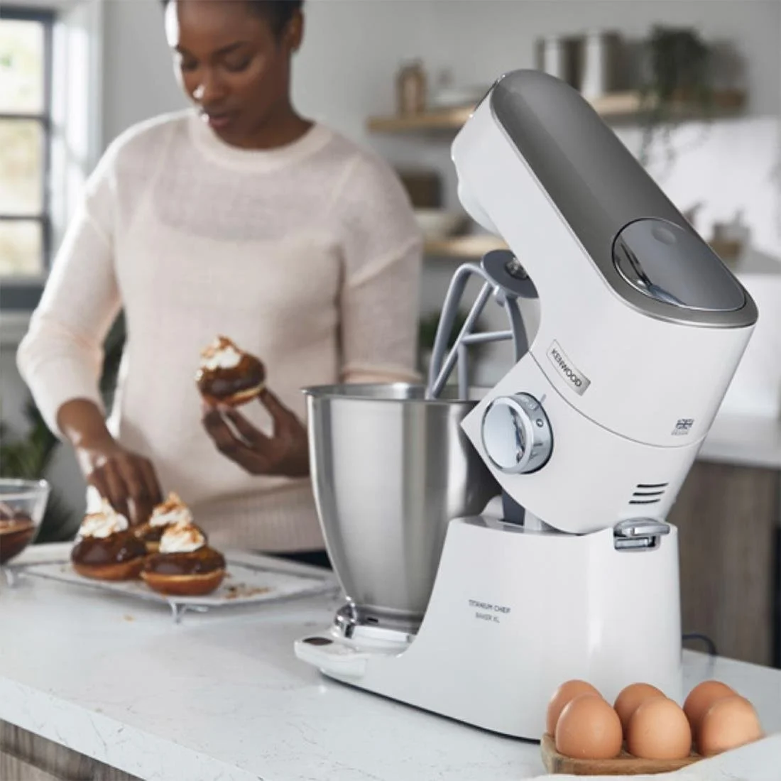 Kenwood Titanium Chef Baker Stand Mixer White XL KVL65.001WH - Image 4