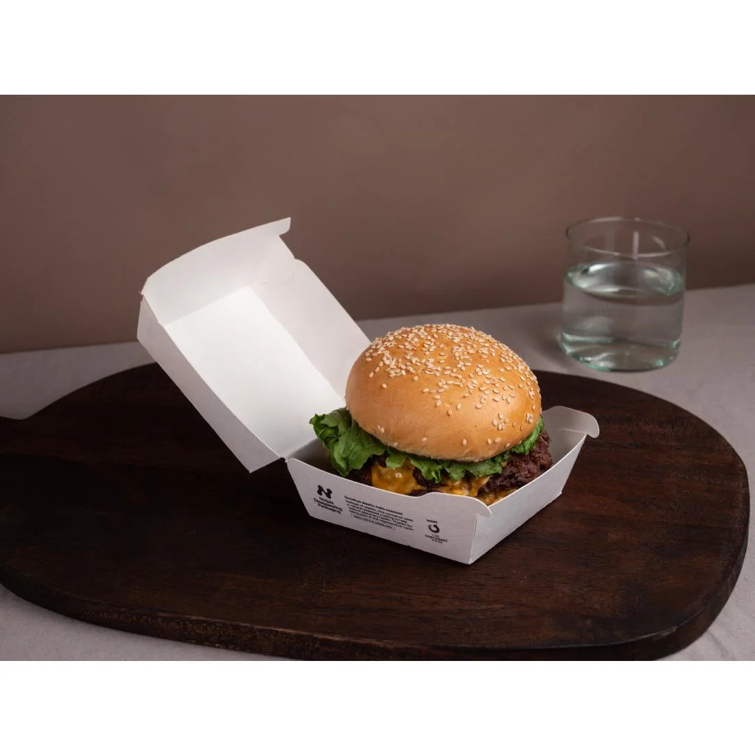 Notpla 5" Clamshell Burger Boxes - White (200 Pack) - Image 2