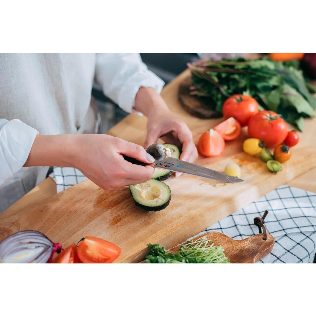 Mac Original Utility Knife AC-55 Black 15cm - Image 7