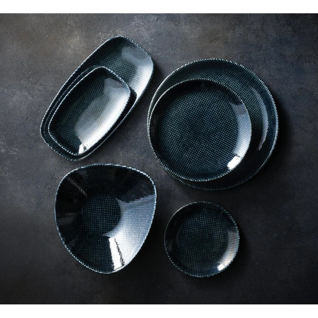 Churchill Studio Prints Astro Metallic Blue Evolve Coupe Plates 165mm (12 Pack) - Image 2