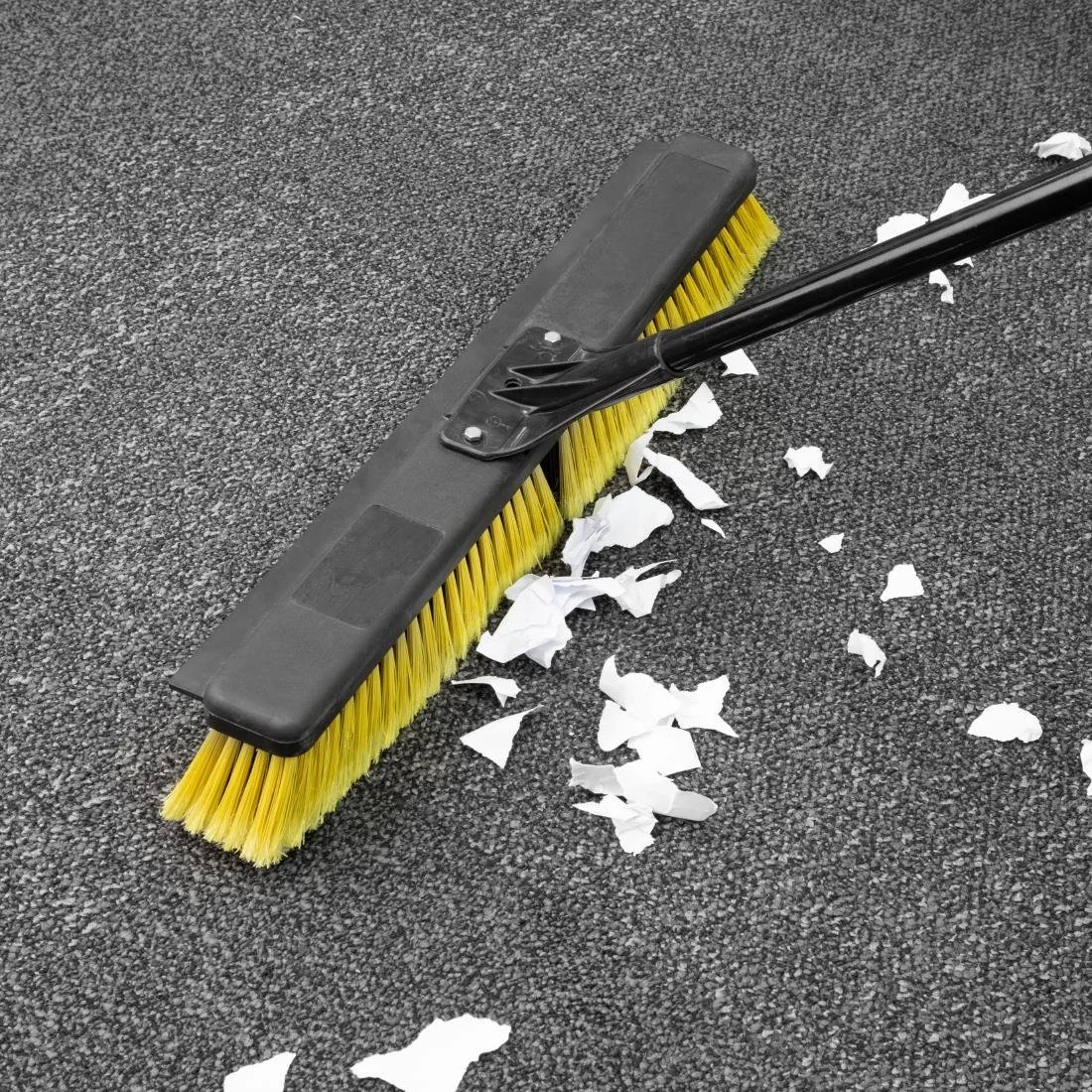 Jantex Heavy Duty Broom & Handle Set with Squeegee 24" - Image 4