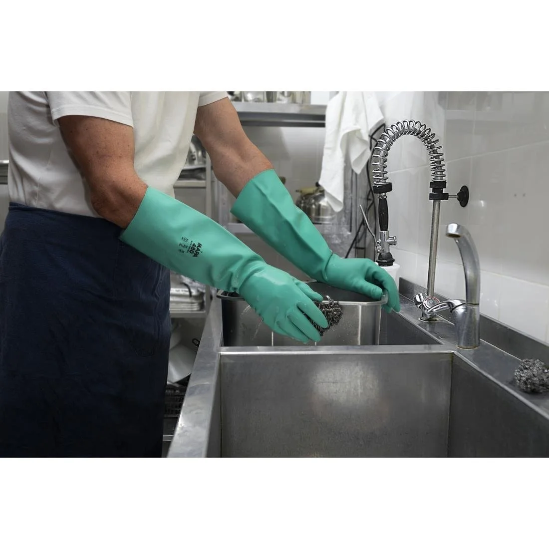 Mapa Ultranitril 480 Ultra Long Chemical Handling Gloves - Image 2