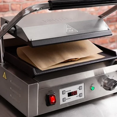 Vogue Grilling/Baking Paper Kraft 330x270mm ( 200 Pack) - Image 2