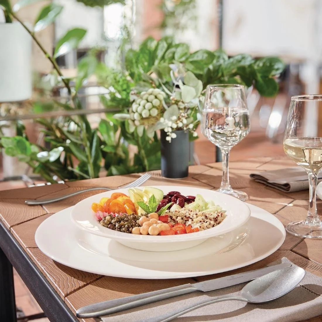 Arcoroc Intensity White Soup Plates 220mm (24 Pack) - Image 4