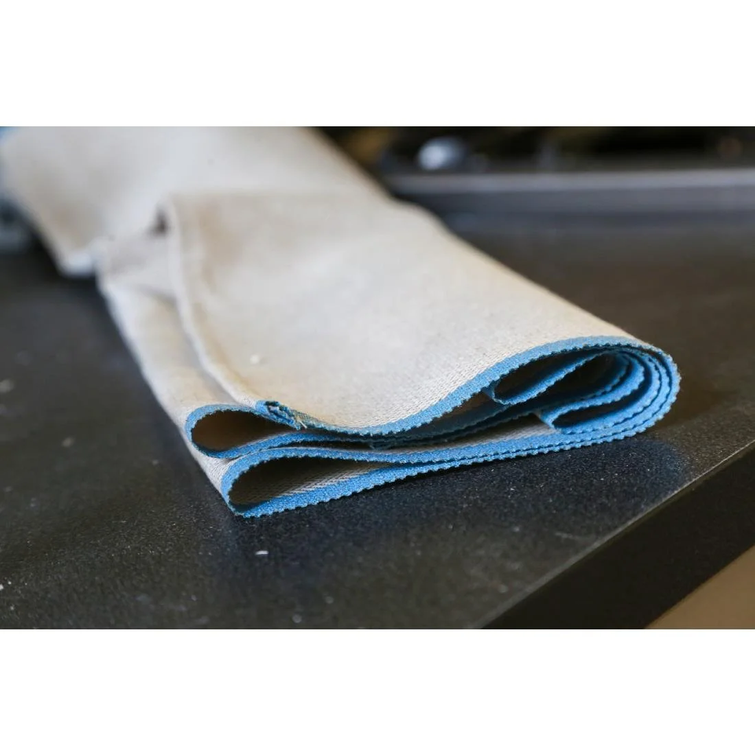 Scaritech Heavy Duty Rolling Cloth 2000x600mm - Image 2