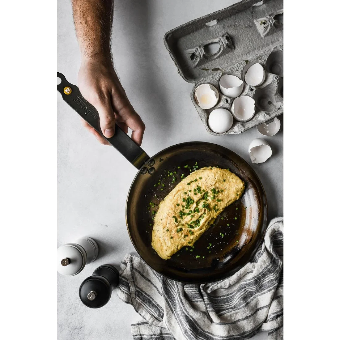 De Buyer Mineral B Omelette Frying Pan 24cm - Image 3