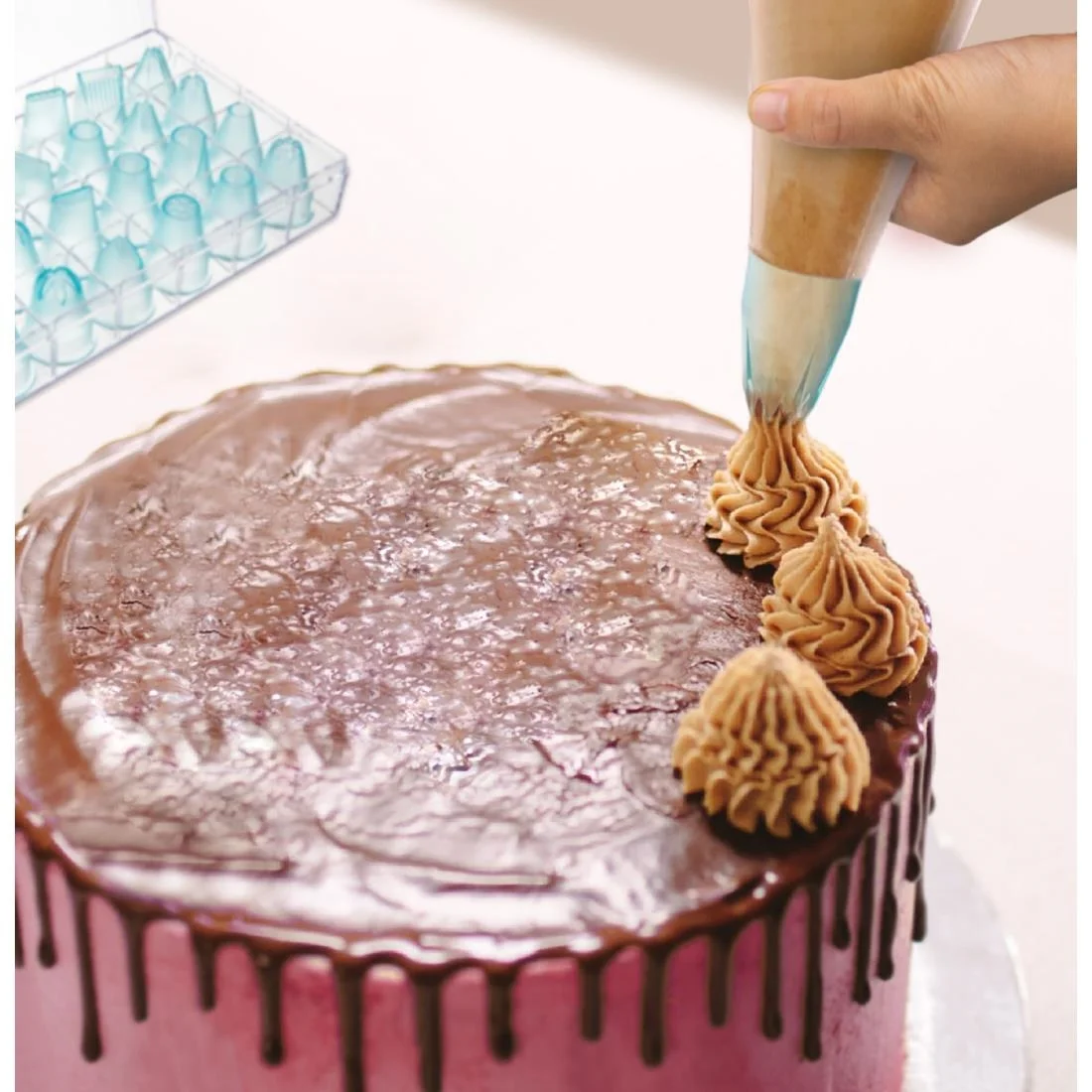 Vogue Polycarbonate Cake Decorating Tips ( 24 Pack) - Image 6