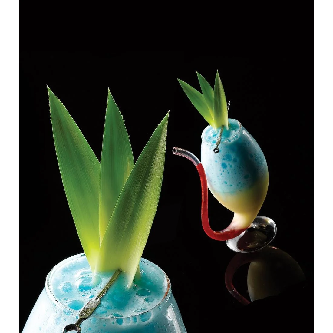 Artis Cocktail Sipper Glasses 550ml/19.25oz (2 Pack) - Image 3