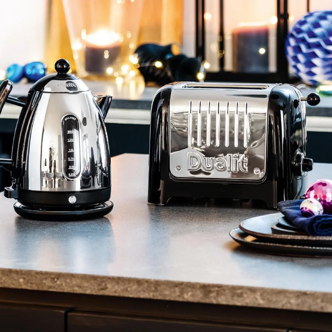 Dualit Lite Jug Kettle Black/Polished - Image 6