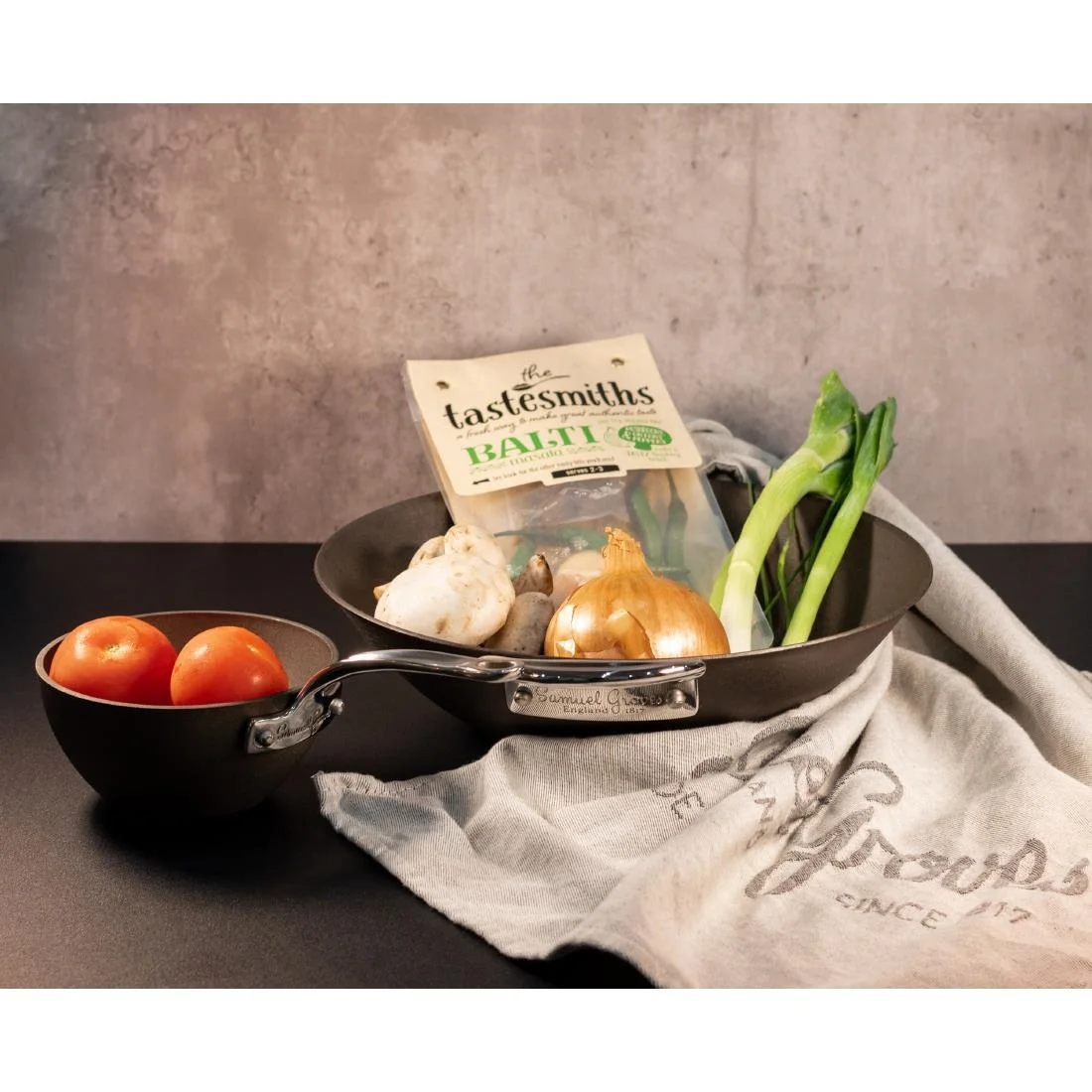 Samuel Groves Professional Seasoned Carbon Steel Melting/Sauce Pot 12cm - Image 4