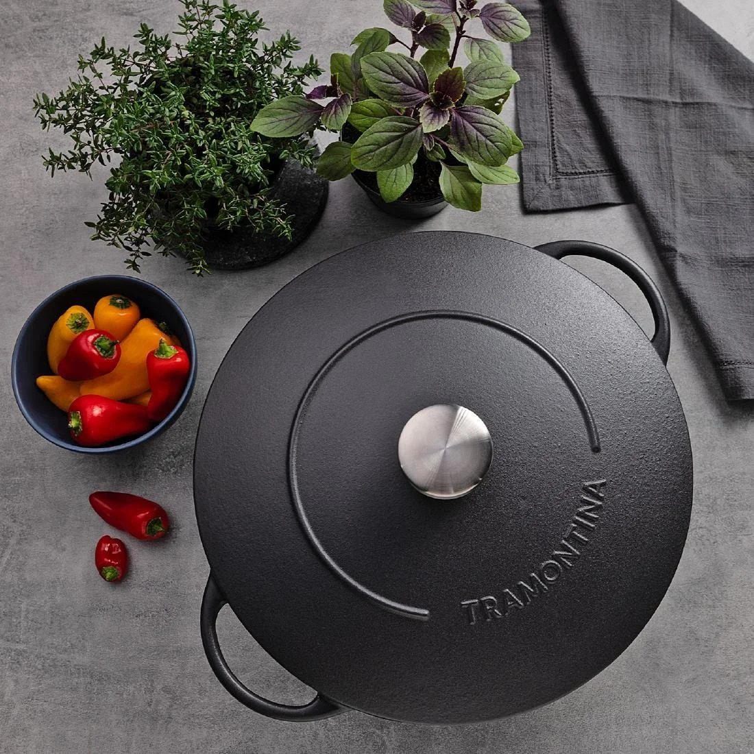 Tramontina Enamel Cast Iron Wok 32cm - Image 6