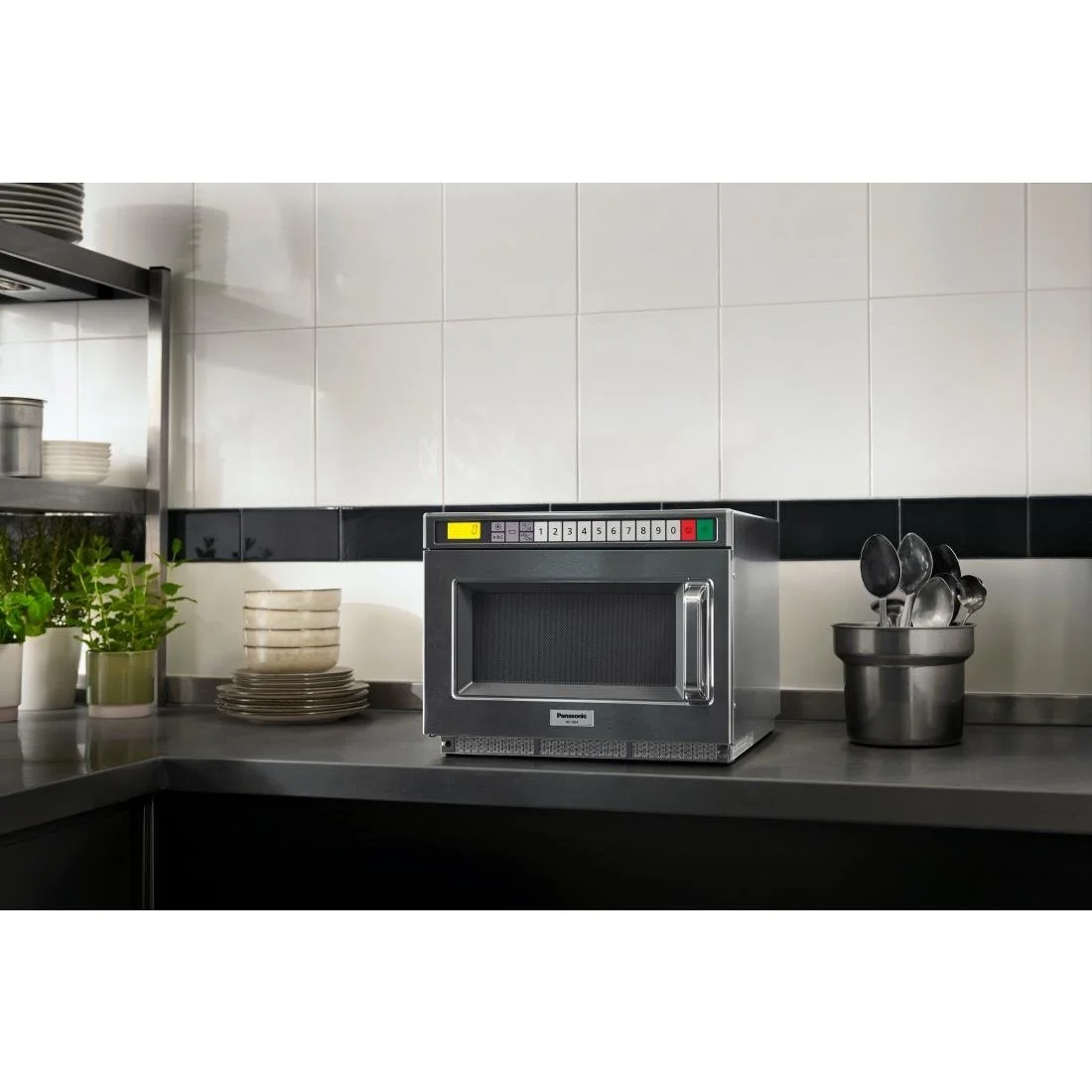 Panasonic NE1864 1800W Programmable Inverter Microwave - Image 5