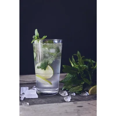 glassFORever Collins Stacker Beer Glasses 570ml (CE Brim at 1pt) (24 Pack) - Image 3