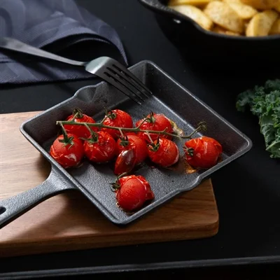 Olympia Cast Iron Square Pan 155x225mm - Image 5