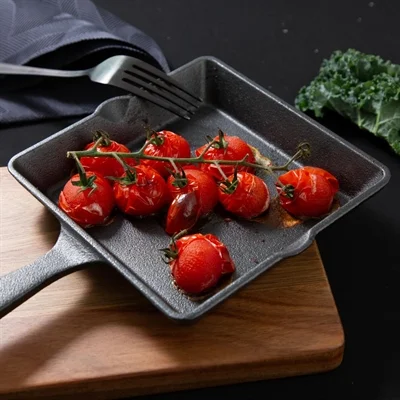 Olympia Cast Iron Square Pan 155x225mm - Image 7