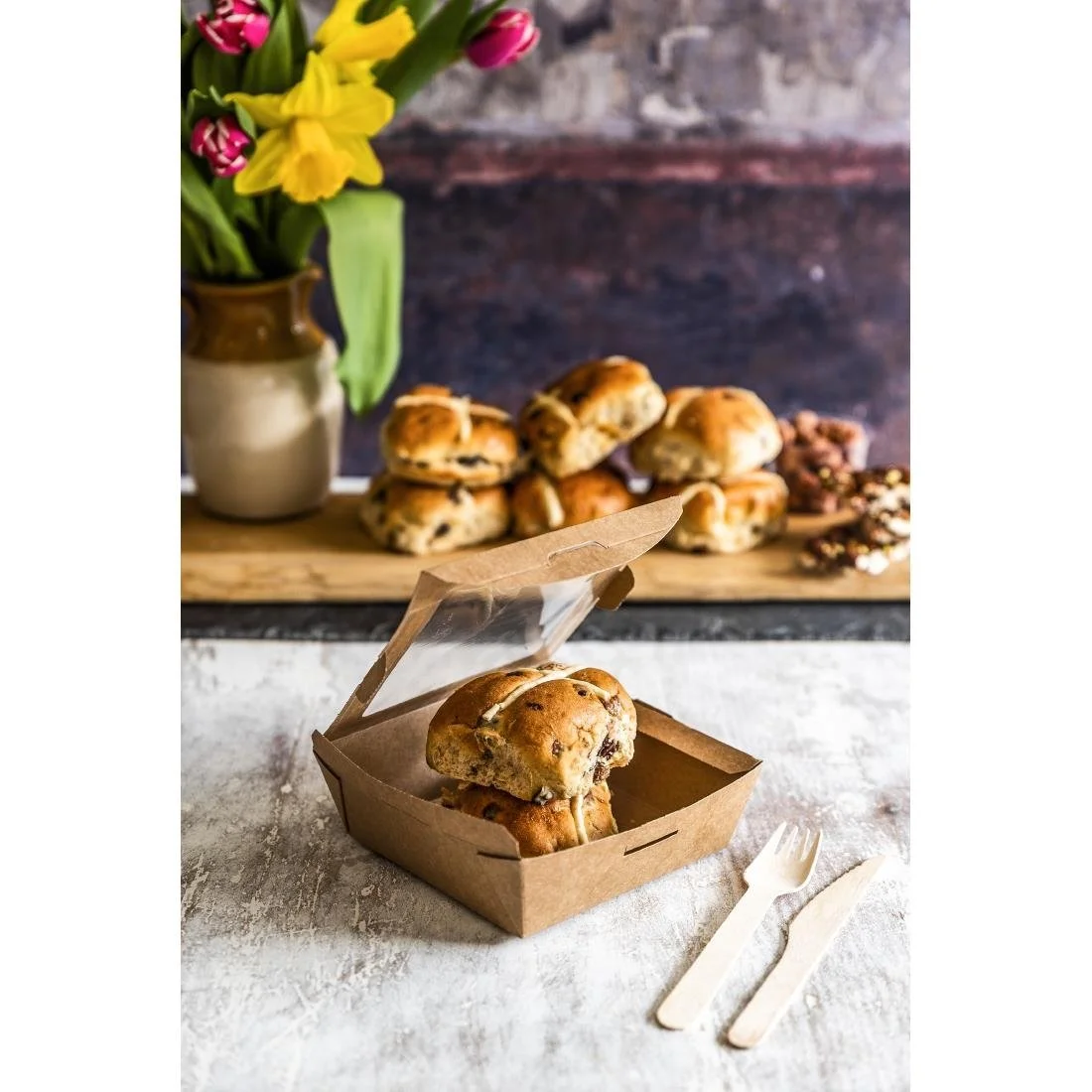 Vegware Salad Boxes with Window Kraft Medium 650ml (300 Pack) - Image 2