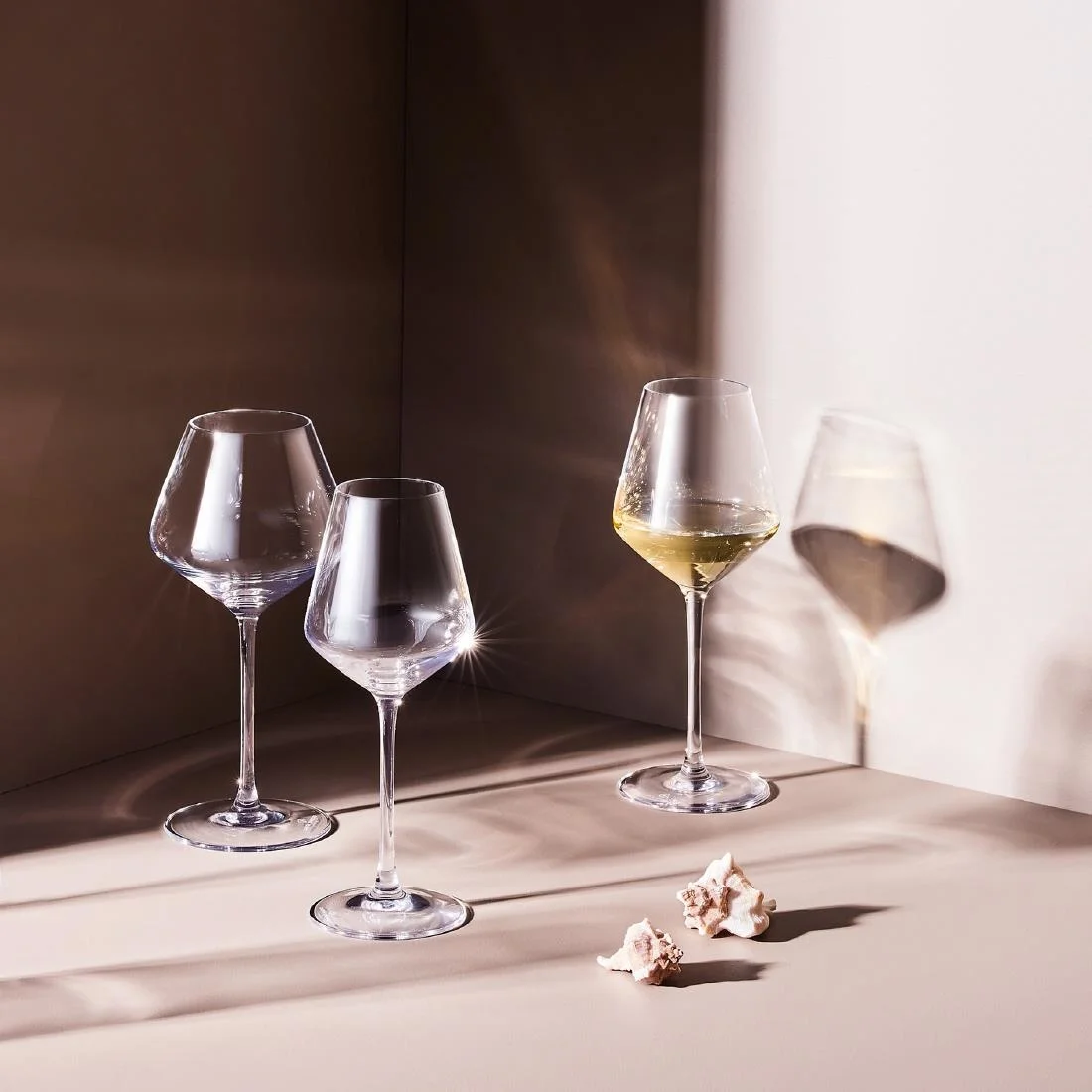Cristal d'Arques Ultime Universal Wine Glasses 470ml (12 Pack) - Image 4