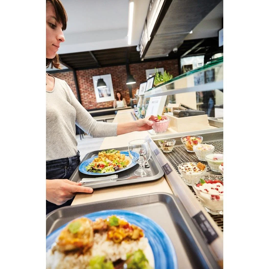 Arcoroc Brush Plates Blue 235mm (24 Pack) - Image 4