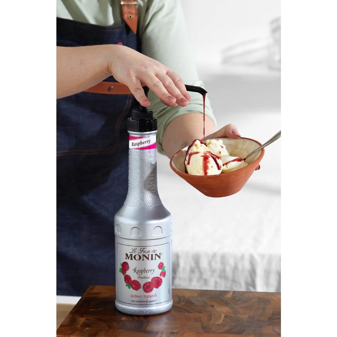 Monin Sauce Pump for 1.89Ltr Bottles - Image 2