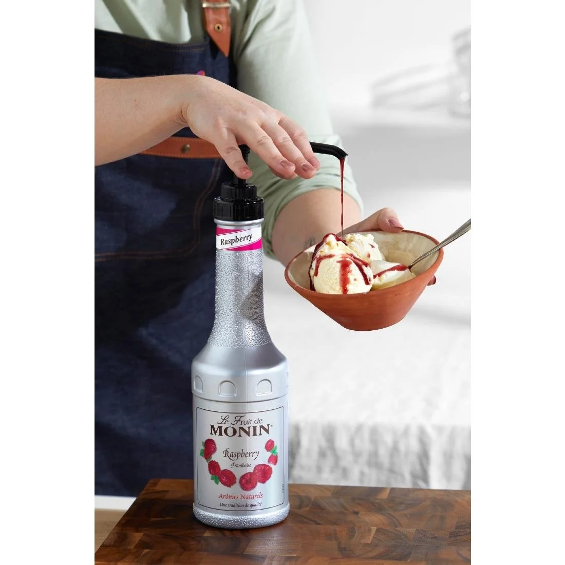 Monin Sauce Pump for 1.89Ltr Bottles - Image 2