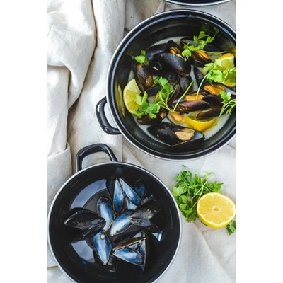 KitchenCraft World of Flavours Mediterranean Large Mussels Pots (6 Pack) - Image 2