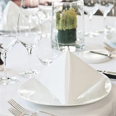 Tork LinStyle Dinner Napkins White 400x400mm (14 Pack) - Image 2