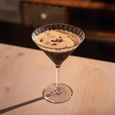 APS PERFECTION Martini Glasses 200ml (12 Pack) - Image 4