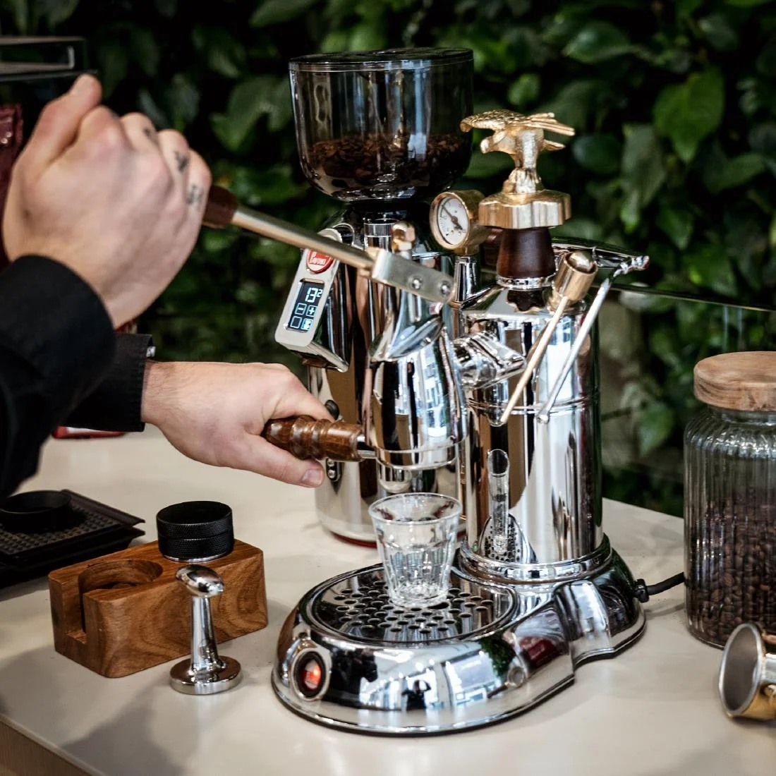 La Pavoni Expo 2015 Lever Coffee Machine - Image 2