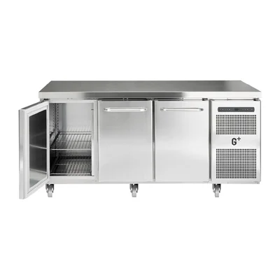 Gram Professional 3 Door Gastro Counter Fridge C3 - Image 3