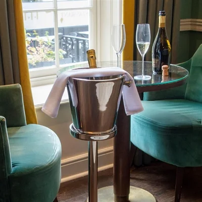 Elia Wine Cooler Stand with Curved Base 650mm - Image 4