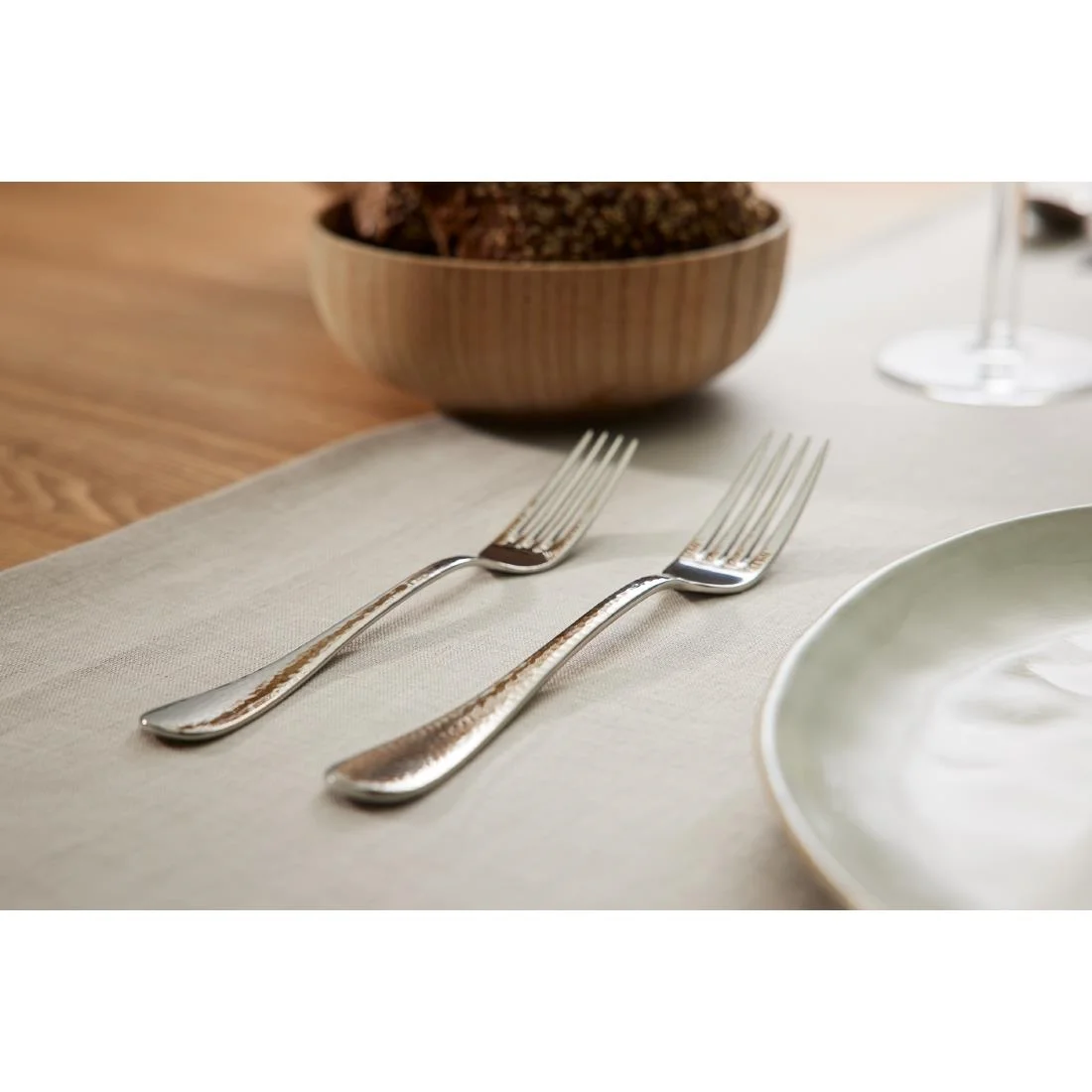 Amefa Sierra Hammered Table Knives (12 Pack) - Image 2