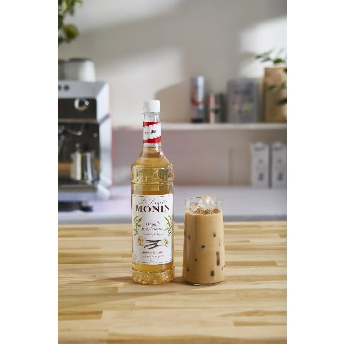 Monin Vanilla Syrup - 1Ltr - Image 2