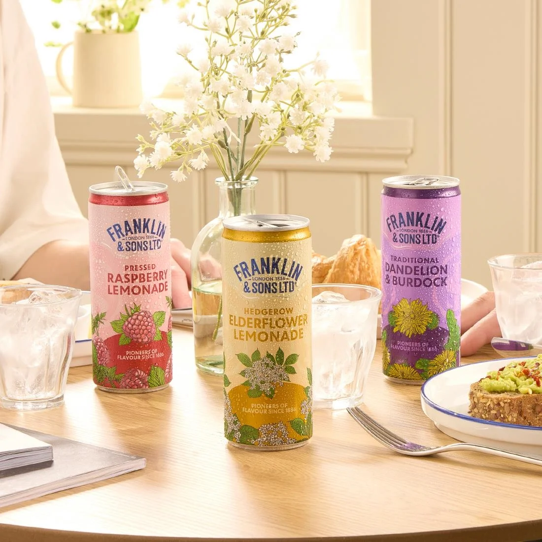 Franklin & Sons Hedgerow Elderflower Lemonade Cans 250ml (12 Pack) - Image 2