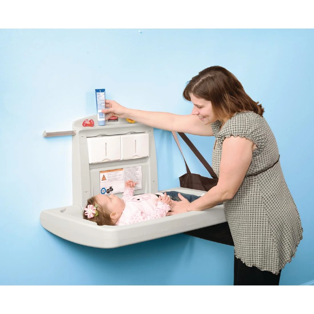 Rubbermaid Baby Changing Station - Image 7