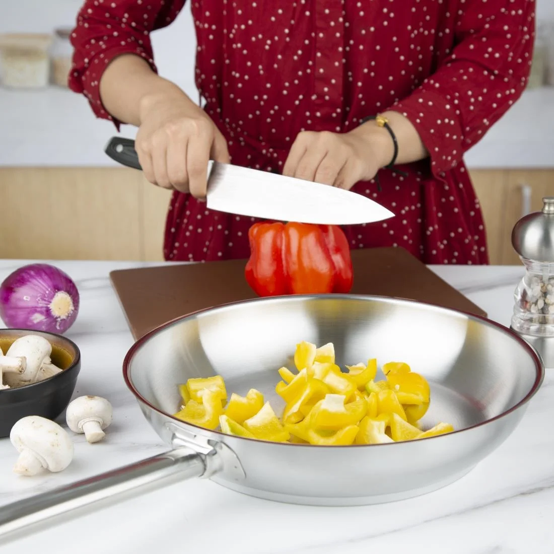 Vogue Stainless Steel Induction Frying Pan 280mm - Image 6