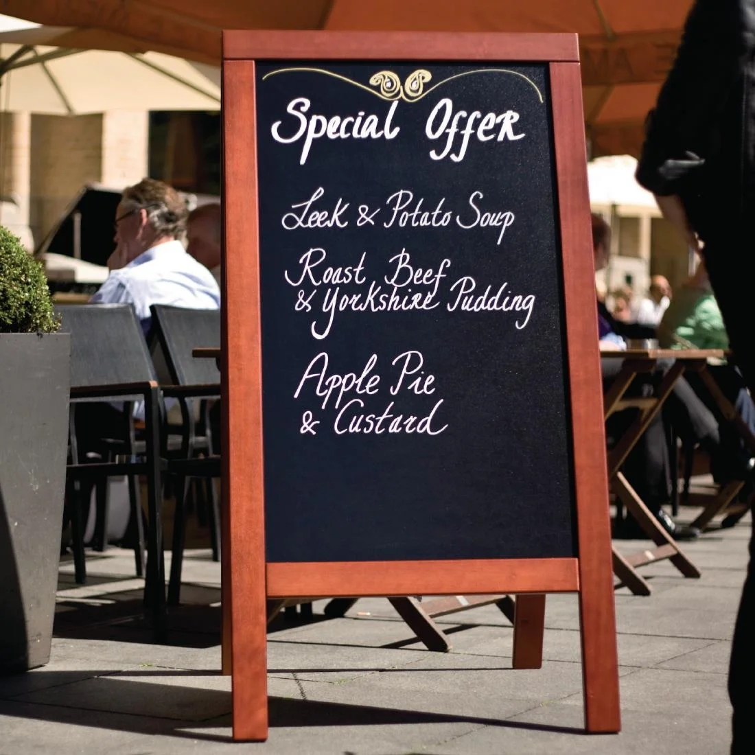 Securit Duplo Pavement Board 1350 x 700mm Mahogany - Image 2