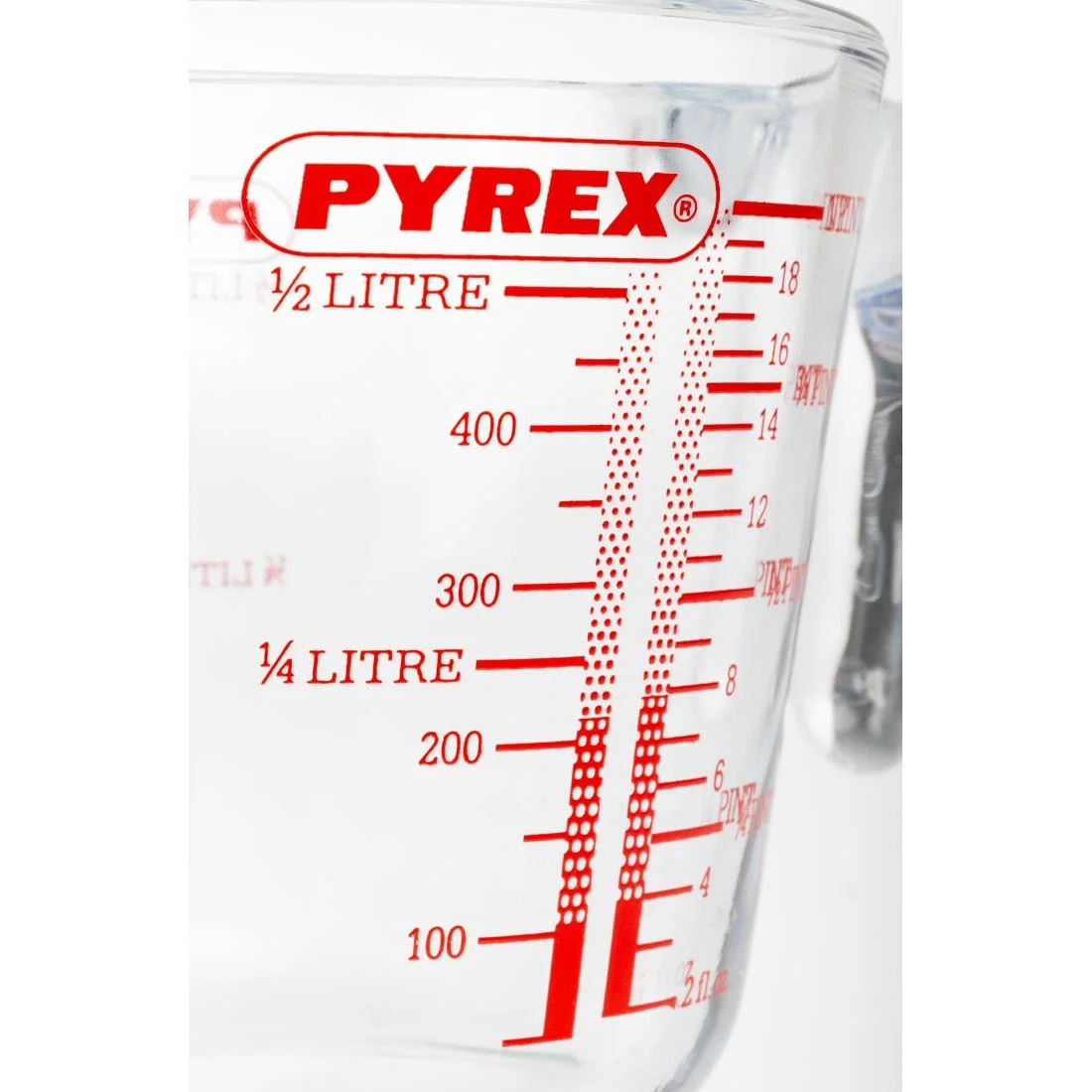 Pyrex Measuring Jug 1 Pint - Image 3