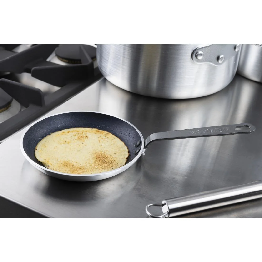 Vogue Non Stick Teflon Aluminium Blinis Pan 150mm - Image 2