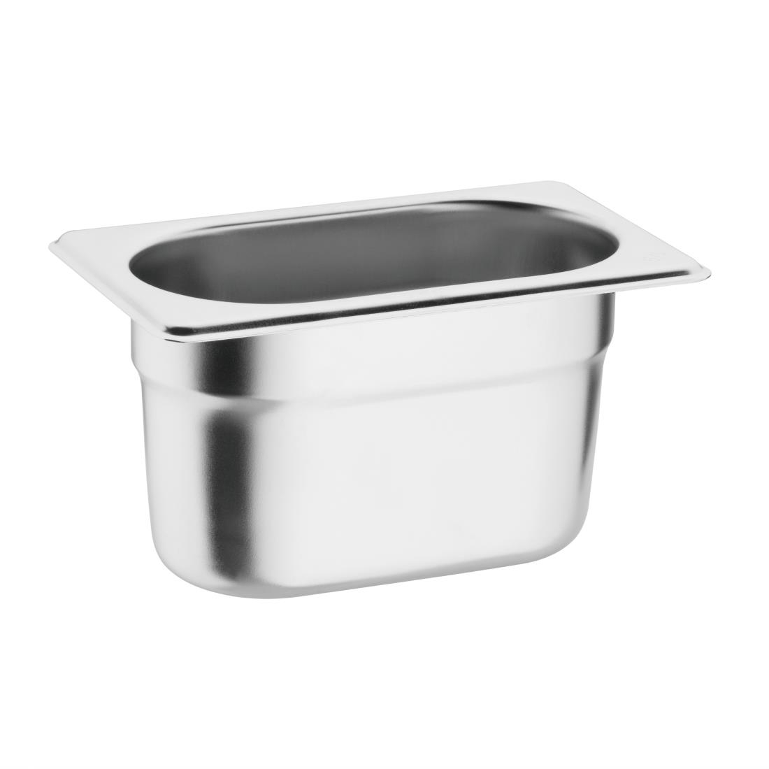 Set of 6 Vogue Gastronorm Pans & Lids